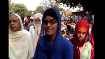 New 2016 Angry sikh lady message to badal sarkar - badal sarkar nu dita suneha sikh bibi ne