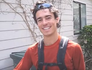 Circus Enthusiast Sets Off to Defend His Thesis