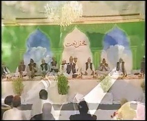 Jisy Chaha Dar Pey Bhola Liya Jisy Chaha Apna Bana Liya