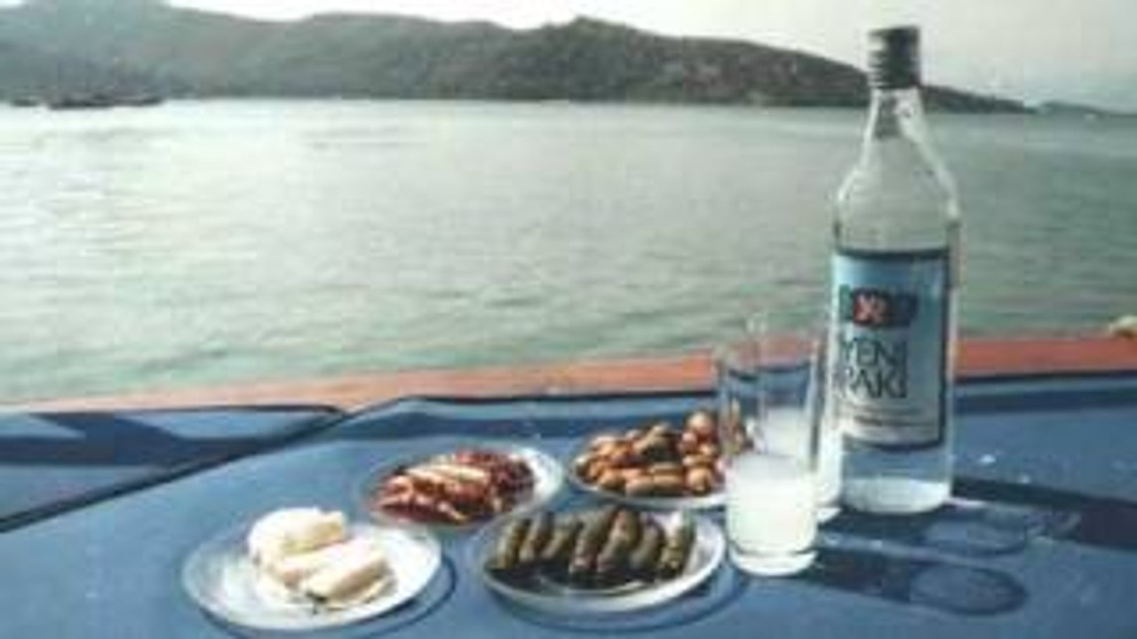 Müzeyyen Senar - Elveda Meyhaneci