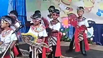 Ajaib kecelakaan berkuda anak 3 tahun selamat hanya menangis