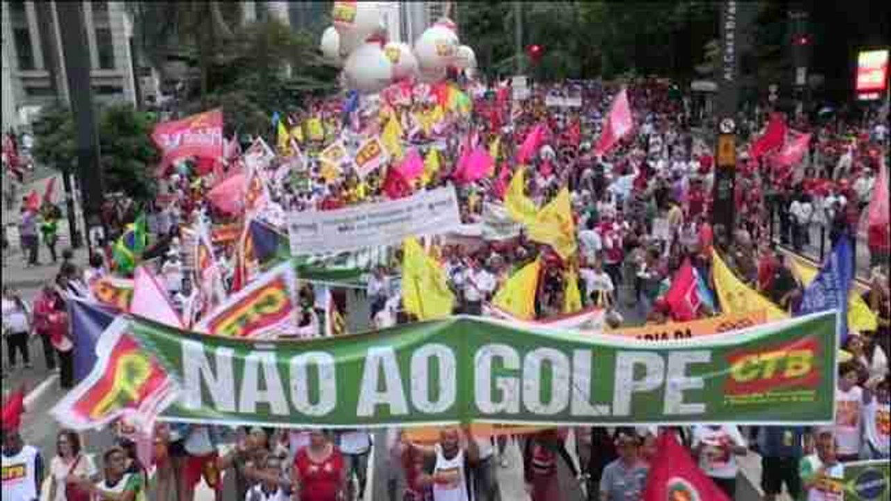 Miles de personas salen a las calles de Brasil para apoyar a Rousseff ...