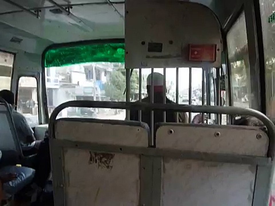 Voyage en Inde: les chauffeurs de bus sont comme dans un jeu vidéo