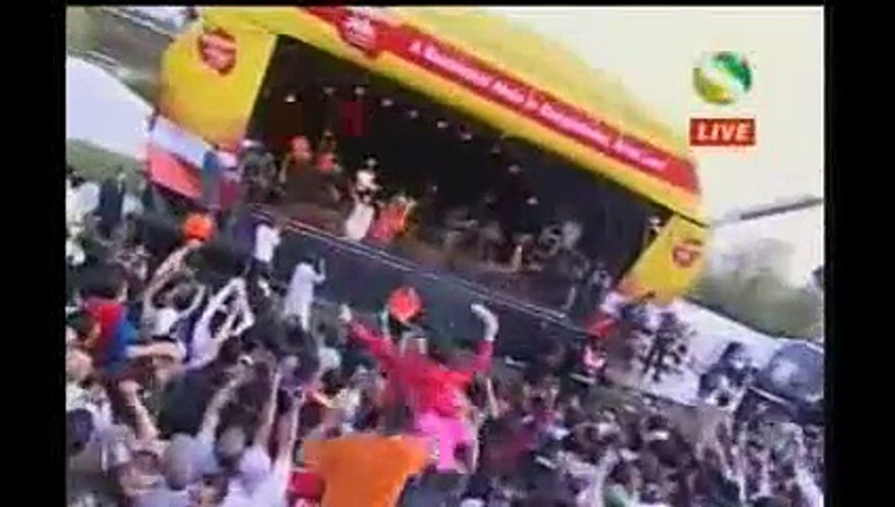 Momotaj Live Concert Song