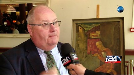 12/16: Looking for the owners of looted art