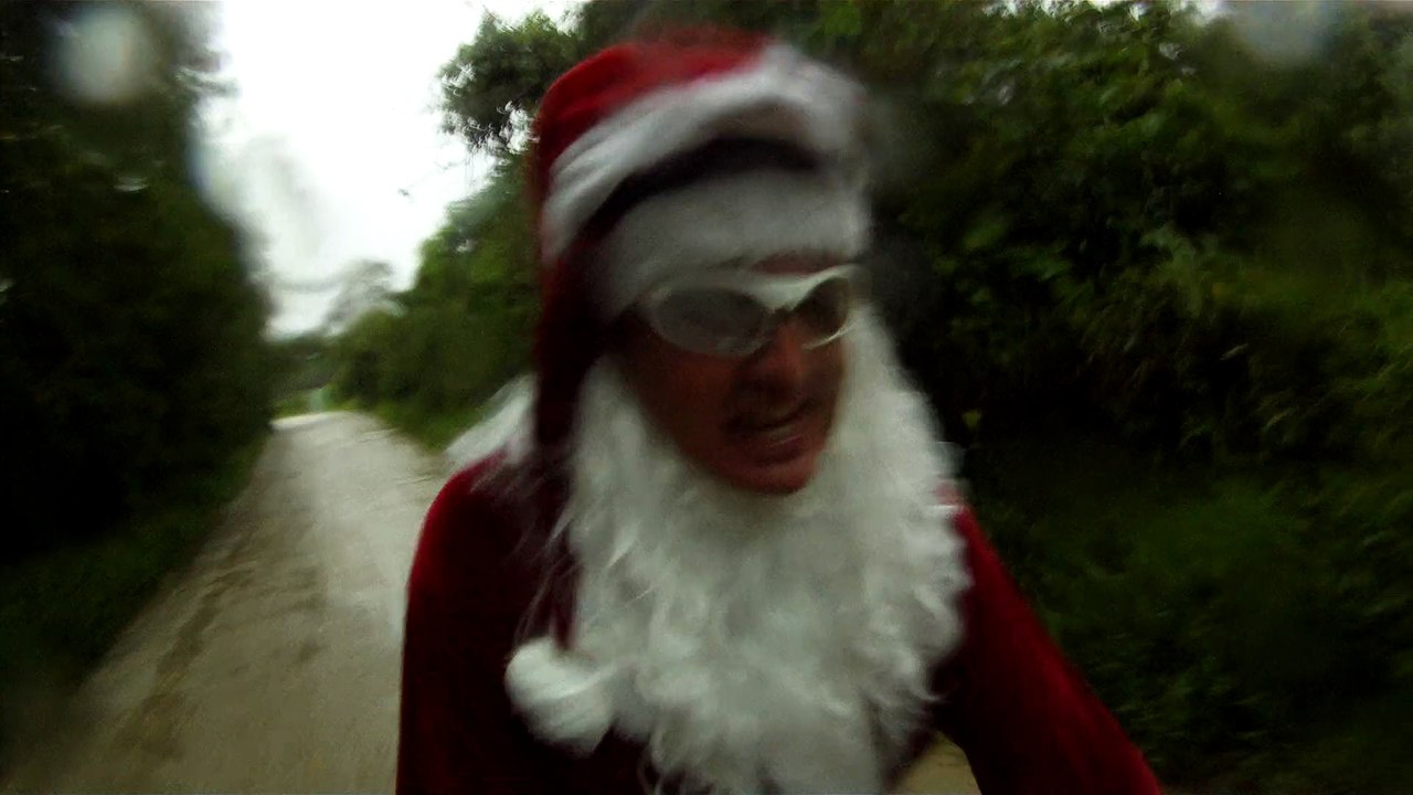 HOHOHO, Papai Noel, Noel nas trilhas faça chuca ou sol, Papai noel na bike,  com os amigos bikers, Tremembé, SP, Brasil, 2015