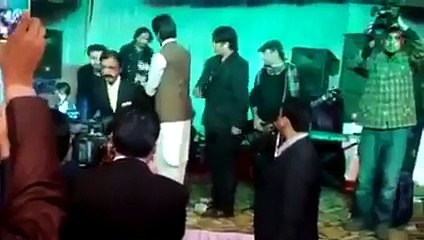 Bara Dushman Bana Phirta Hai Live Song By Azaan Ali