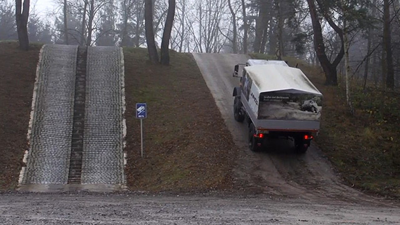 110% Steigung - mit dem LKW über die Wand