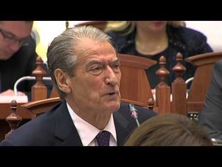 OPOZITA PROTESTON PARA PARLAMENTIT, BERISHA: REVOLUCIONI DEMOKRATIK S’KA TE NDALUR