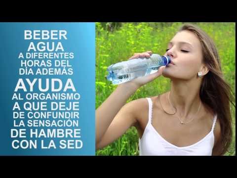 Beneficios de tomar agua