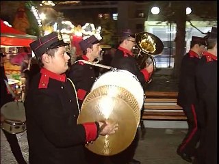 Το άναμμα του Χριστουγεννιάτικου Δέντρου στην Χαλκίδα