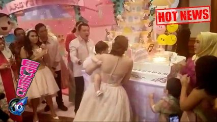 Kue Tart 7 Tingkat, Arsy Tiup Lilin Pertamanya - Cumicam 17 Desember 2015