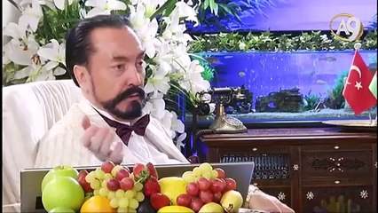 Müslüman ümmeti paramparça olduğu için Türk, Kürt, Arap herkes acı çekiyor.