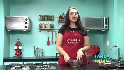 Chocolatey Snowballs- Christmas Recipe- Easy to Make Kids Party Chocolate by Tarla Dalal