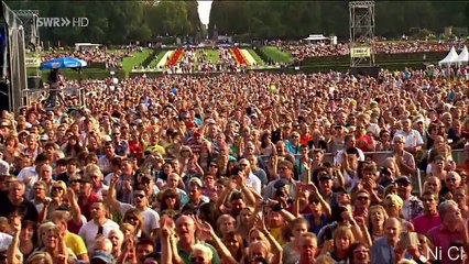 Andrea Berg - Du hast mich tausendmal belogen, Himmel auf Erden & Ich liebe das Leben (SWR 4-Fest der Regionen Ludwigsburg 2014)