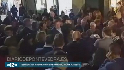 Mariano Rajoy se fait frapper en pleine campagne - ZAPPING ACTU DU 17/12/2015