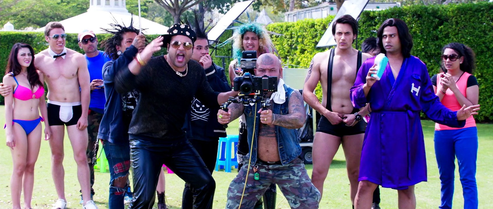 Kyaa Kool Hain Hum 3 - Official Trailer  Starring  Tusshar, Aftab Shivdasani and Mandana Karimi!