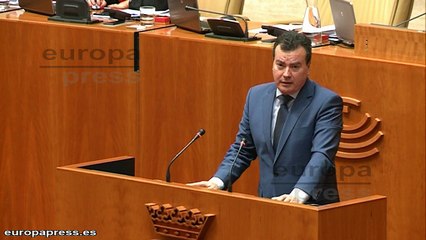 Los grupos políticos en la Asamblea rechazan la agresión a Rajoy