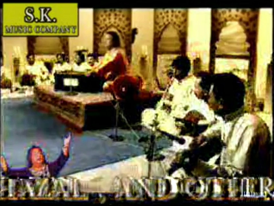 Aziz Mian - Muhammad Ki Ulfat Bari Cheez Hai.flv