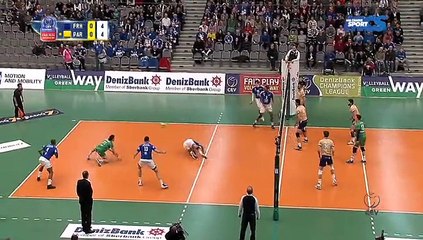 Volley - LdC H J4 - Victoire de Friedrichshafen face à Paris