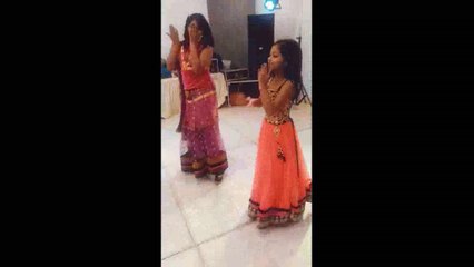 Chittiya kalayiaa superb dance by little cute girl 2000 to 2015