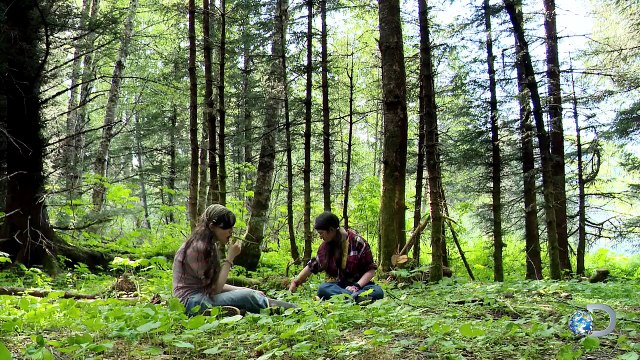 The Brown Family Lives Off the Land | Alaskan Bush People
