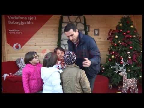 Feston me fëmijët e Zyber Hallullit, Veliaj: Sot që jam 36 vjeç, ndihem si 6 vjeç- Ora News