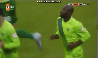 Lomana Tresor Lualua Incredible  Goal Galatasaray 2-1 Akhisar  17-12-2015