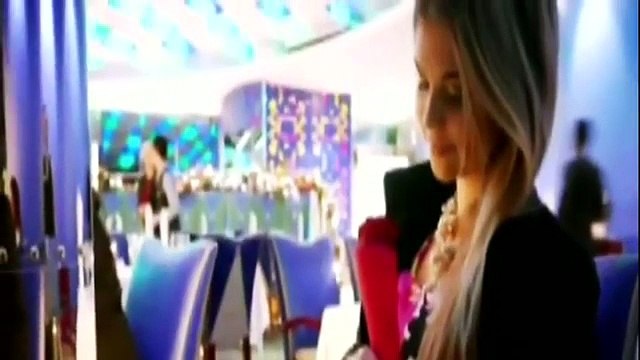 AMOR AMOR AMOR 17-12-2015 : ROSANGELA SE BURLA DEL VIAJE DE BRUNELLA Y RENZO, TAMBIÉN VIAJARA A DUBAI