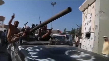 ثورة تونس.. بداية كسر قيود الاستبداد