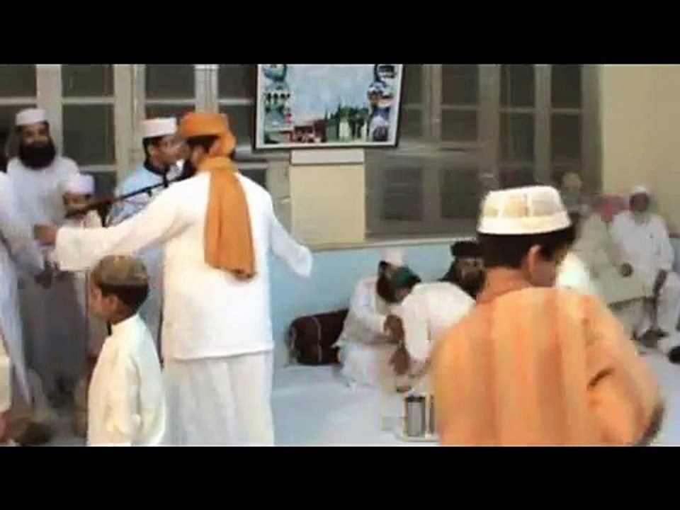 Meri Ulfat Madinay Se - Naat Syed Zulqarnain Ashraf Jilani