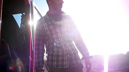 هشام عز العرب رئيس البنك التجارى الدولى يوزع هدايا على العاملين بقناة السويس الجديد نوفمبر2014