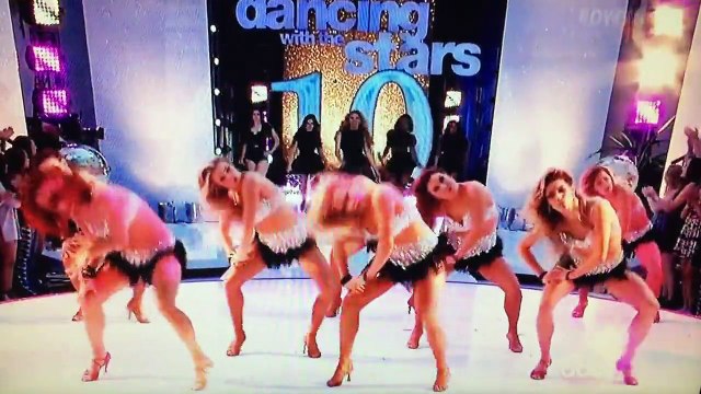 DWTS Female Pros and Fifth Harmony Perform Worth It on the Finale
