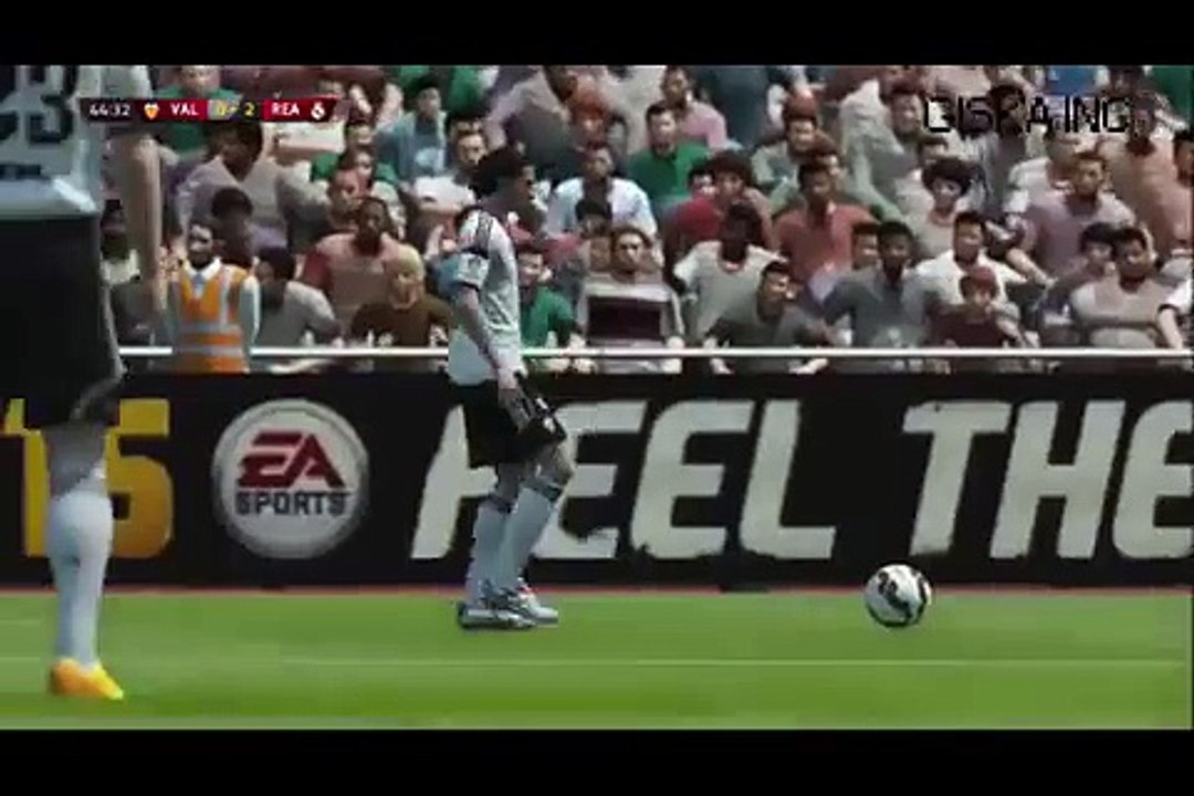 PS4 FIFA 15 - Valencia vs Real Madrid - GamePlay (10)