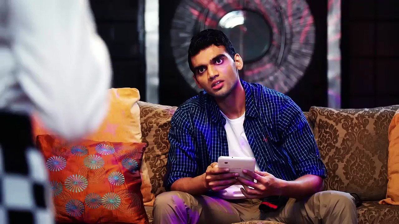 Lahore Wedding Dance By Friends "Dam Dam Mast Hy" HD