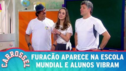 Furacão aparece na Escola Mundial e alunos vibram