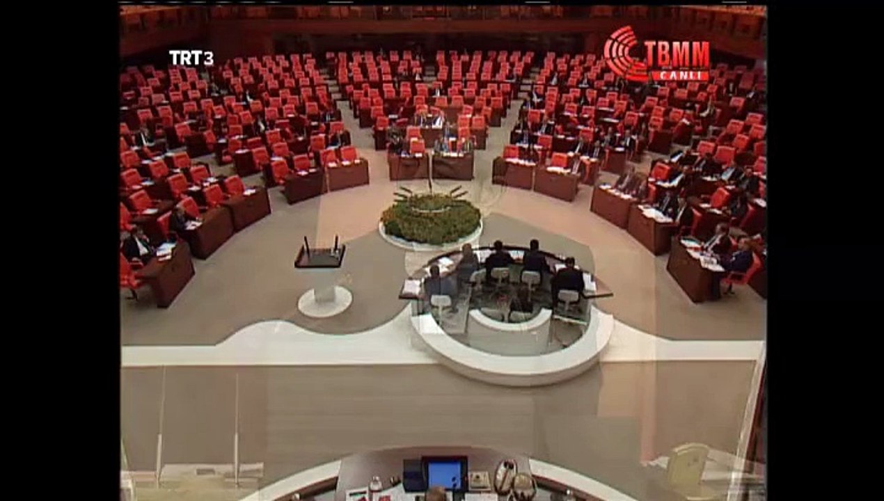 idris Baluken su anda kürt illeri Tanklarla bombalaniyor