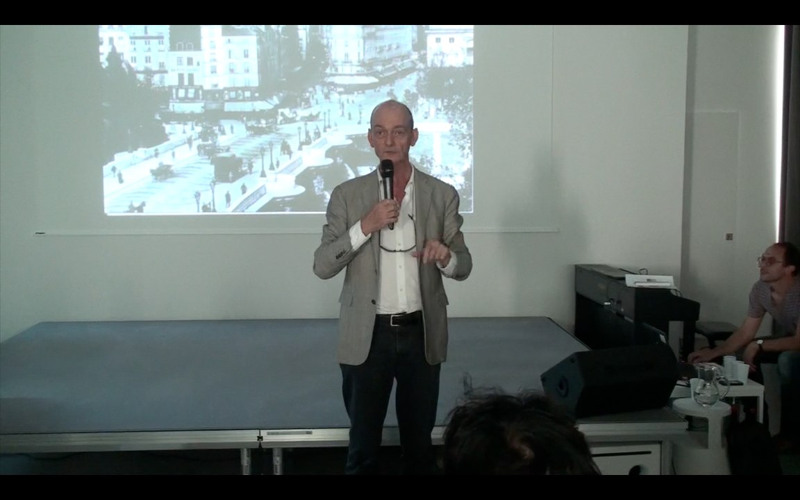 Jean-François Cabestan : "La conquête du plain-pied"