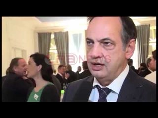 SHBA dhe BE përshëndesin miratimin e ligjit të dekriminalizimit - Ora News- Lajmi i fundit-