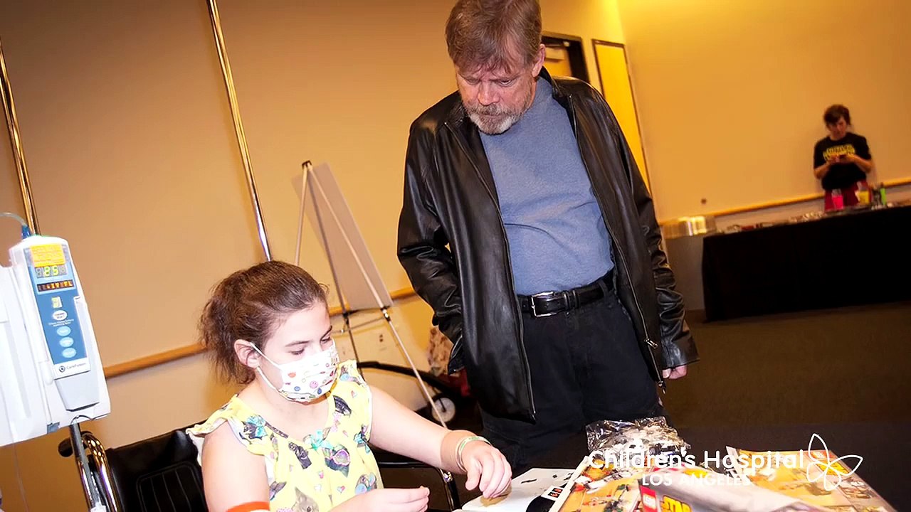 Quand les personnages de Star Wars rendent visitent à des enfants malades à l'hopital - R2-D2, Luke skywalker, Dark vador