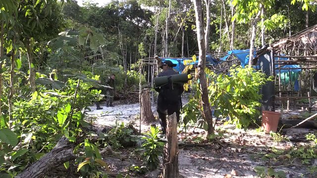 Colombie: la plage d'Amazonie, empreinte d'une mine illégale