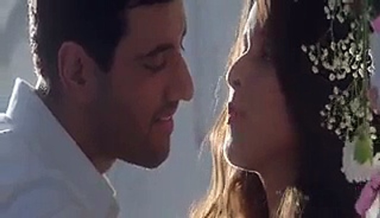 Tu Zaroori Sa Hai Mujhko Full Song Hd720p - Video Dailymotion
