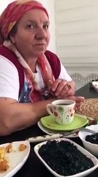 Karadenizli Anneye Eşcinsel Koca Şakası