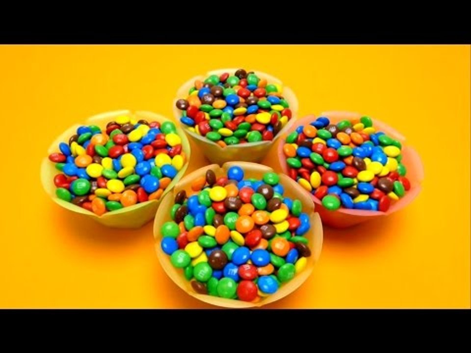 M&M's Hide & Search Surprise Toys Game (Frozen Elsa, Dragon & Monsters)