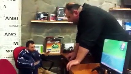 Köksal Baba Silahı çeker Kovalıyor -2015