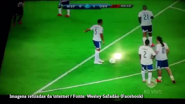Craque! Wesley Safadão faz golaço de falta em amistoso