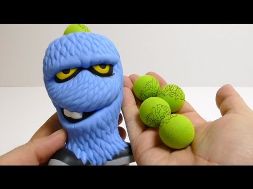 Monsters Squeeze Popper - Foam Ball Shooter Toy