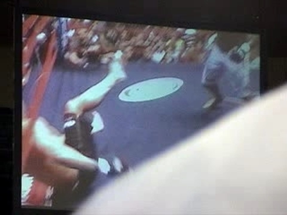 Falaniko Vitale flying fist