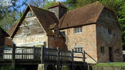 Documentary - The Secret Life of Books 3of5 The Mill on the Floss