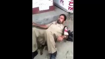 New 2016 Drunk punjab police - police wala nashe di halat vich - sharabi punjab police